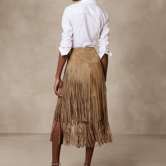 Banana Republic Women's Sevilla Suede Fringe Skirt Size 4 EUC - Picture 4 of 6
